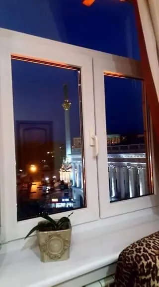 Apartment Independence Square - Khreschatyk. View On Independence Sq. Fountains Kyiv