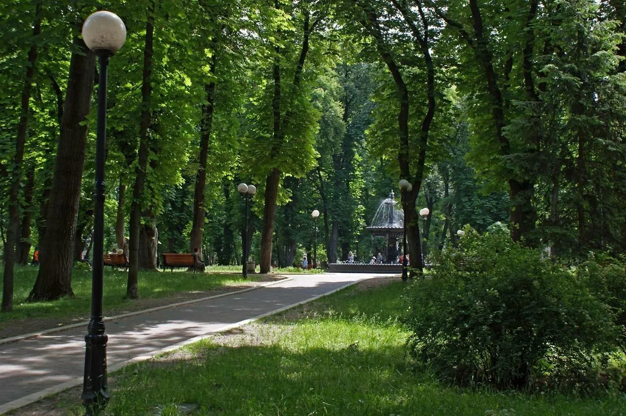 Independence Square - Khreschatyk. View On Independence Sq. Fountains Kyiv Apartment
